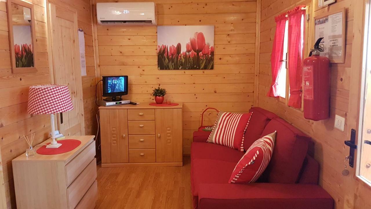 ポルレッツァ Chalet Lake Lugano, Vienna 18ヴィラ エクステリア 写真